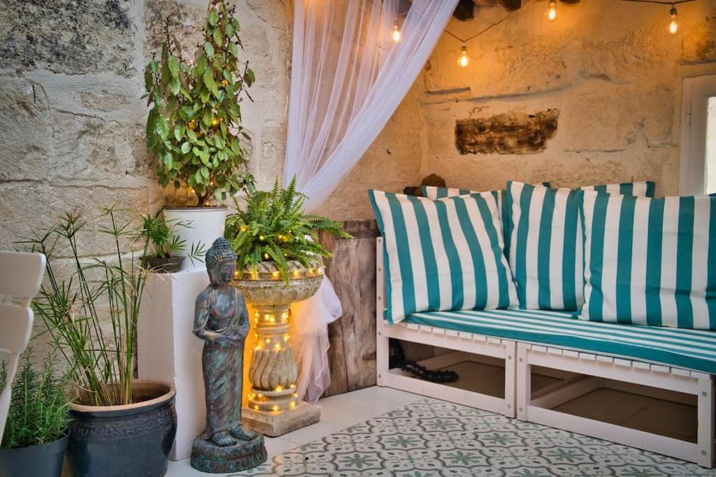 Appartement-Terrasse Centre Historique Uzès Exteriör bild
